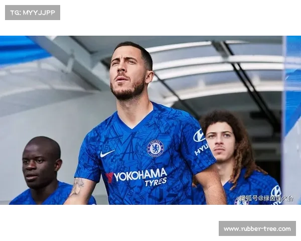 如何根据迪布林的分析选择英超边锋定位与特点的深度解析